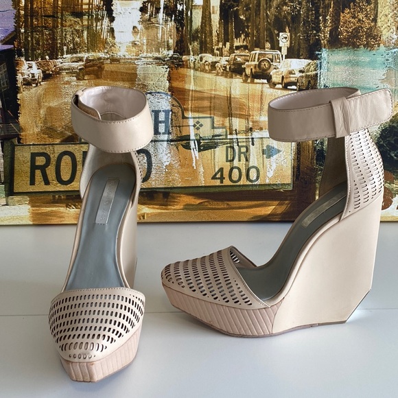 BCBG Maxazria Nude Wedges, gently worn - Picture 1 of 4